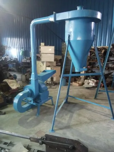 Semi Automatic Cattle Feed Grinding Machine